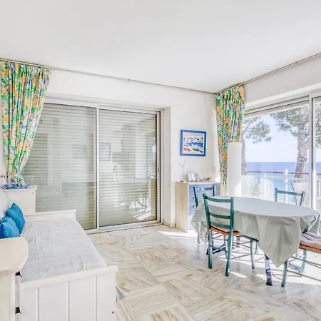 Guestready - Airy Studio With Ocean View Апартаменты Канны