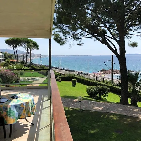 Guestready - Airy Studio With Ocean View Канны